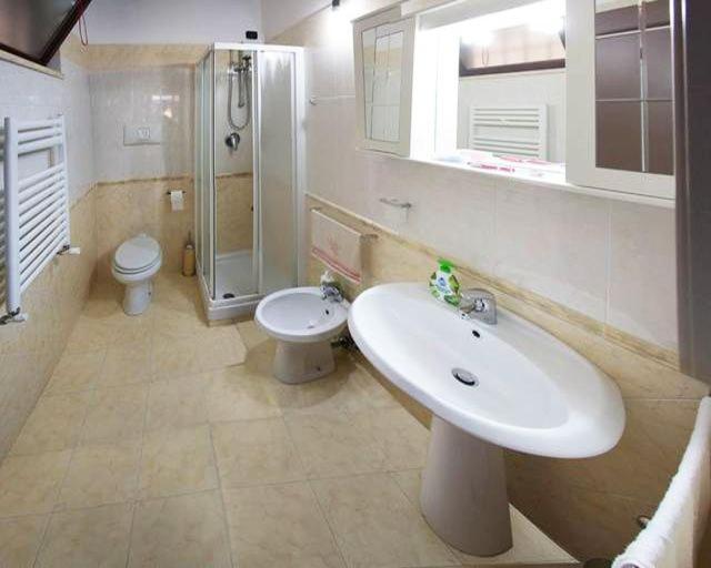פיומיצ'ינו La Fiera Guesthouse מראה חיצוני תמונה